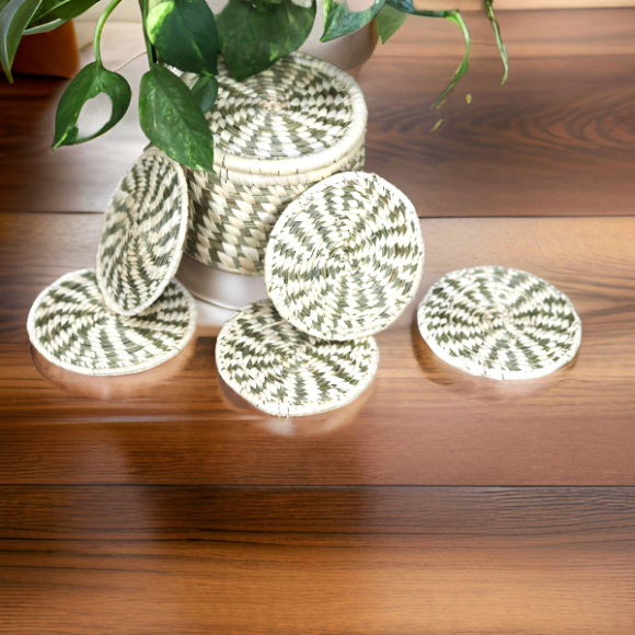 Handcrafted SABAI Grass Coaster Set with Storage Box - Image 4