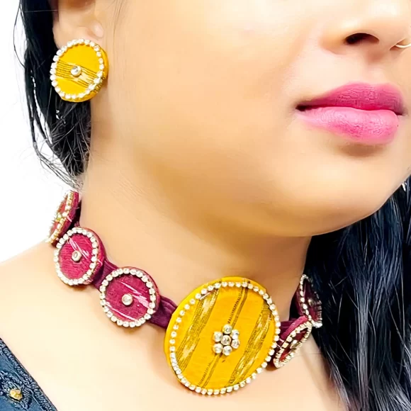 Sambalpuri Fabric Choker Necklace & Earrings Set - Image 2